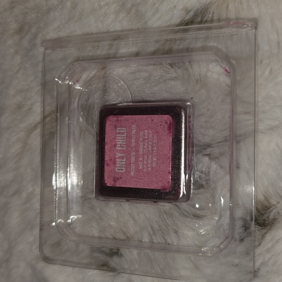 Jeffree Star Cosmetics Only Child Eyeshadow (Deep Brown Toned Red) NWT - Picture 6 of 6